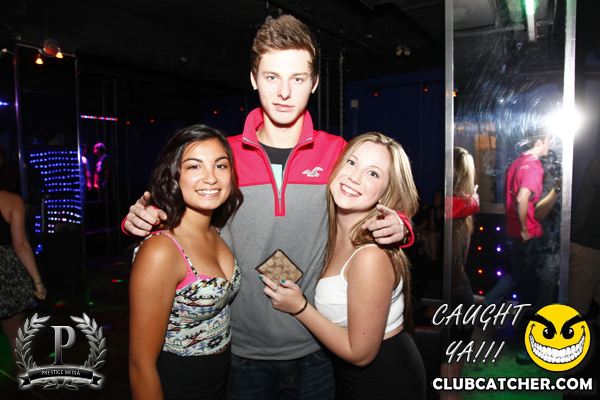 Gravity Soundbar nightclub photo 27 - September 6th, 2013