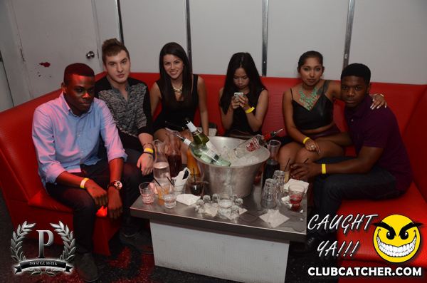 Gravity Soundbar nightclub photo 41 - September 6th, 2013