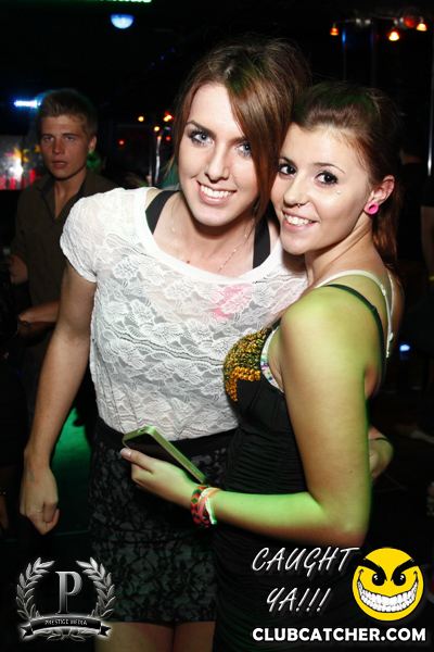 Gravity Soundbar nightclub photo 91 - September 6th, 2013