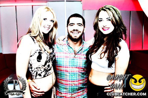 Gravity Soundbar nightclub photo 92 - September 6th, 2013