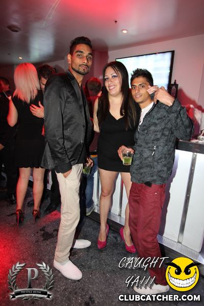 Gravity Soundbar nightclub photo 134 - September 13th, 2013