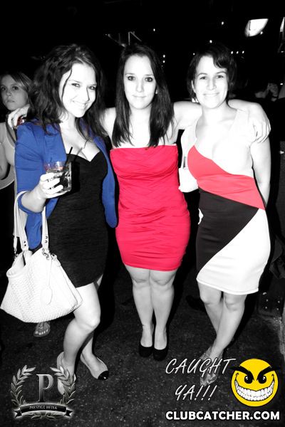 Gravity Soundbar nightclub photo 17 - September 13th, 2013