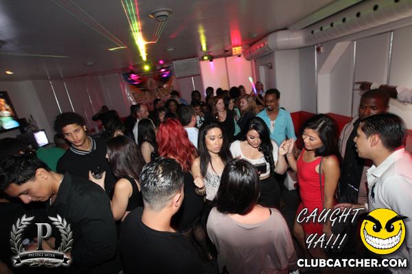 Gravity Soundbar nightclub photo 58 - September 13th, 2013