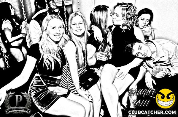 Gravity Soundbar nightclub photo 83 - September 13th, 2013