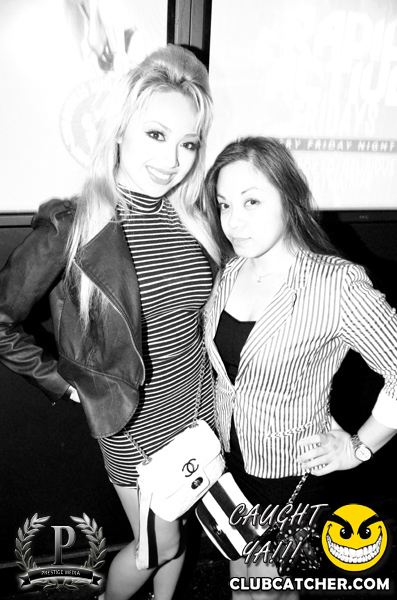 Gravity Soundbar nightclub photo 141 - September 20th, 2013