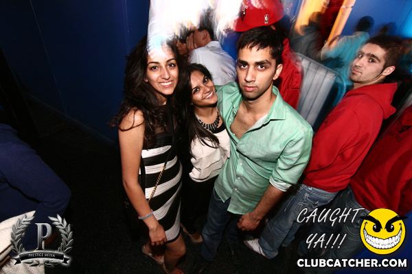 Gravity Soundbar nightclub photo 136 - September 27th, 2013