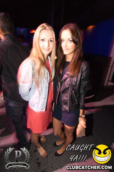 Gravity Soundbar nightclub photo 19 - September 27th, 2013