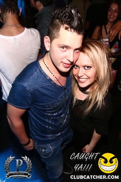 Gravity Soundbar nightclub photo 29 - September 27th, 2013