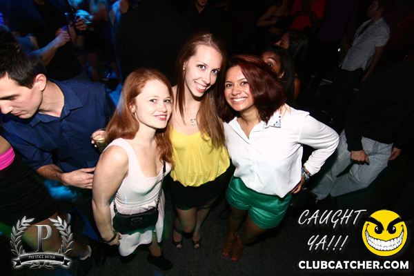 Gravity Soundbar nightclub photo 30 - September 27th, 2013