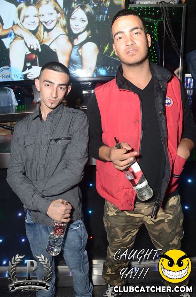 Gravity Soundbar nightclub photo 75 - September 27th, 2013