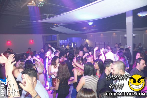 Oko Blu lounge photo 1 - September 27th, 2013