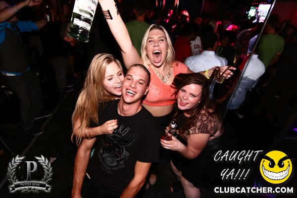 Gravity Soundbar nightclub photo 30 - October 4th, 2013