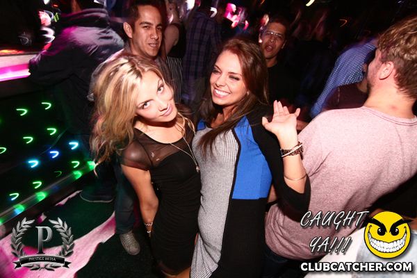 Gravity Soundbar nightclub photo 32 - October 4th, 2013