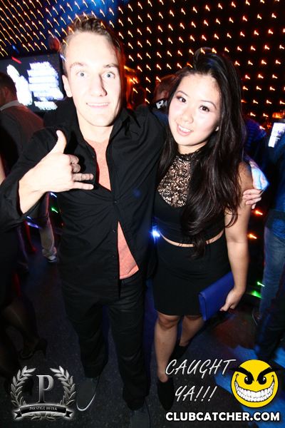 Gravity Soundbar nightclub photo 44 - October 4th, 2013