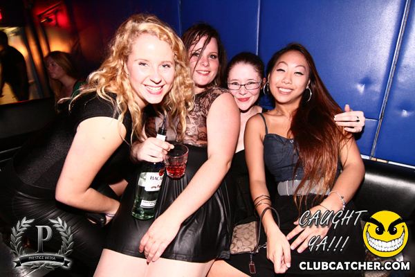 Gravity Soundbar nightclub photo 8 - October 4th, 2013