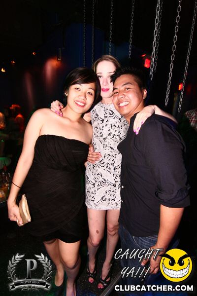 Gravity Soundbar nightclub photo 96 - October 4th, 2013