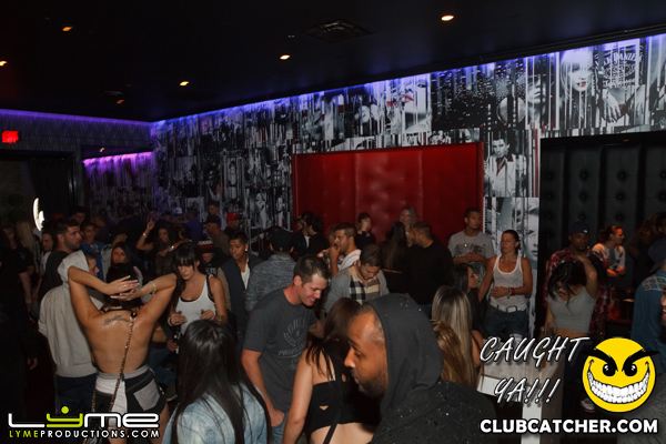 Avenue nightclub photo 140 - October 4th, 2013