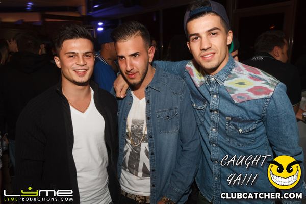 Avenue nightclub photo 56 - October 4th, 2013