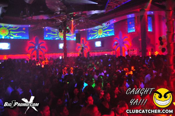 Luxy nightclub photo 1 - October 4th, 2013