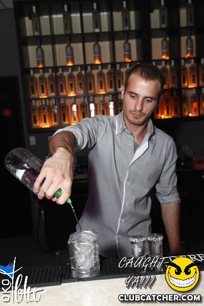 Oko Blu lounge photo 80 - October 5th, 2013