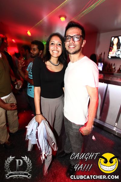 Gravity Soundbar nightclub photo 59 - October 11th, 2013