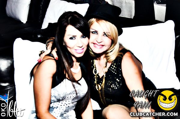 Oko Blu lounge photo 105 - October 18th, 2013