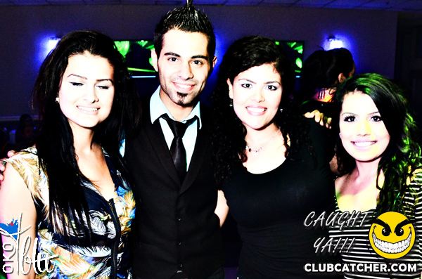 Oko Blu lounge photo 81 - October 18th, 2013