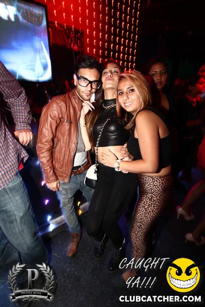 Gravity Soundbar nightclub photo 175 - October 18th, 2013