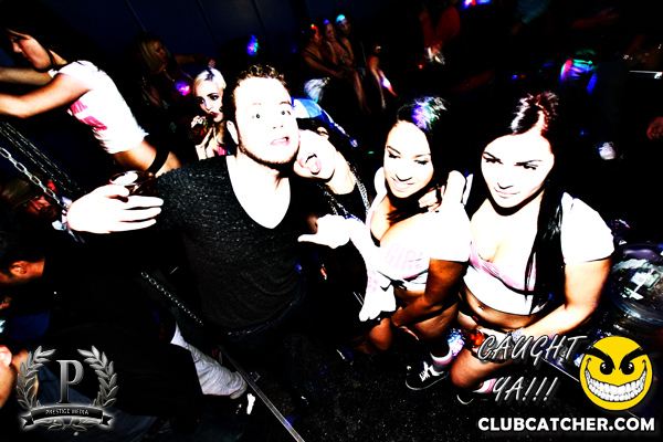 Gravity Soundbar nightclub photo 208 - October 18th, 2013