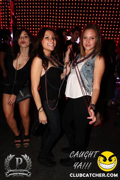 Gravity Soundbar nightclub photo 8 - October 18th, 2013