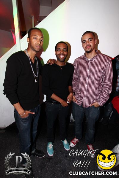 Gravity Soundbar nightclub photo 75 - October 18th, 2013