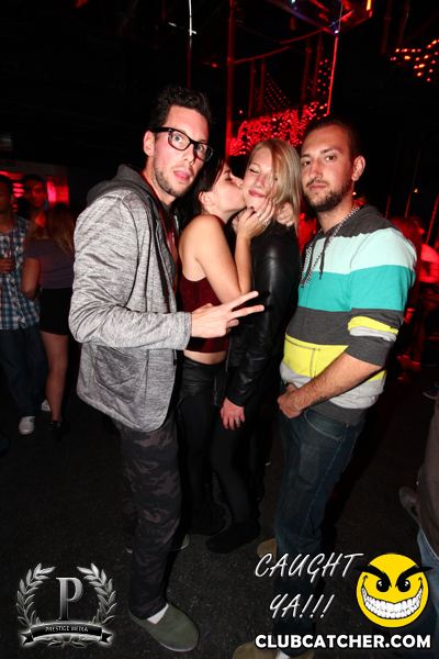 Gravity Soundbar nightclub photo 88 - October 18th, 2013