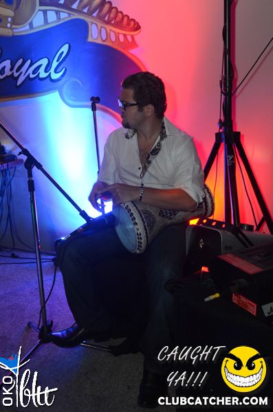 Oko Blu lounge photo 175 - October 19th, 2013