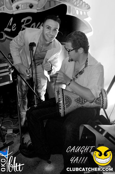 Oko Blu lounge photo 73 - October 19th, 2013