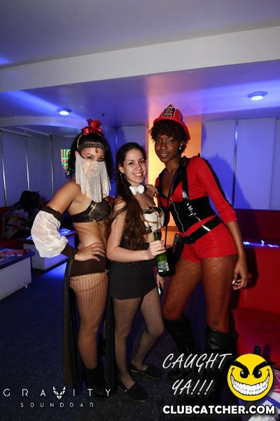 Gravity Soundbar nightclub photo 28 - October 25th, 2013