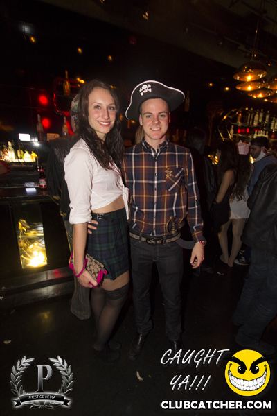 Cube nightclub photo 204 - October 31st, 2013