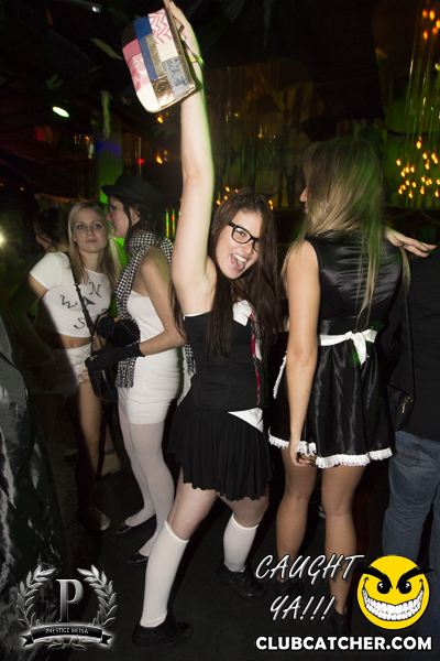 Cube nightclub photo 31 - October 31st, 2013