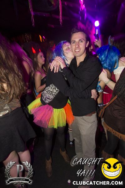 Cube nightclub photo 89 - October 31st, 2013