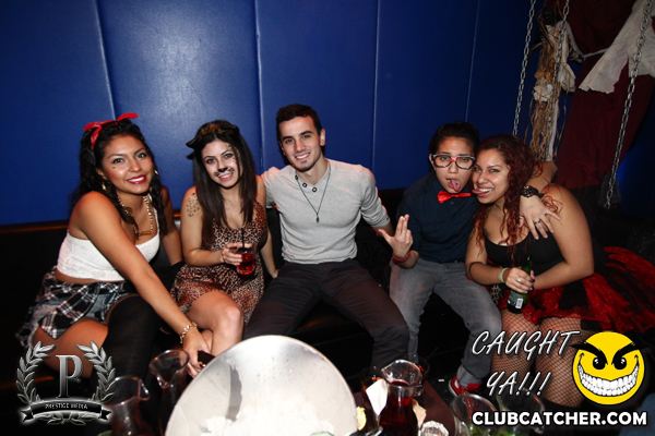 Gravity Soundbar nightclub photo 12 - November 1st, 2013