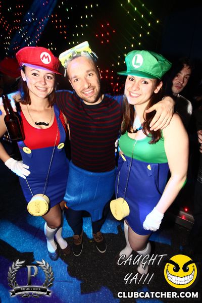 Gravity Soundbar nightclub photo 116 - November 1st, 2013