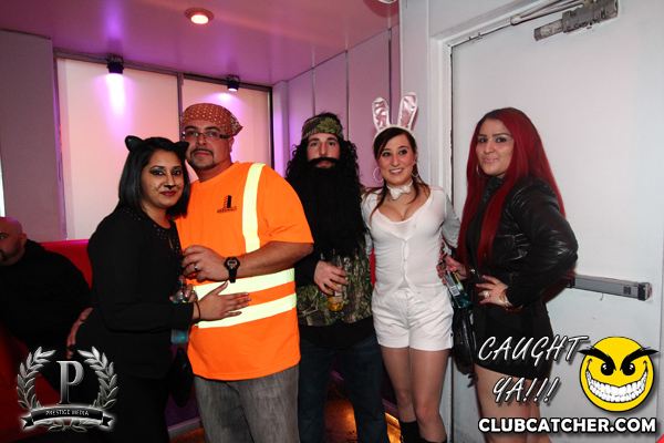 Gravity Soundbar nightclub photo 14 - November 1st, 2013