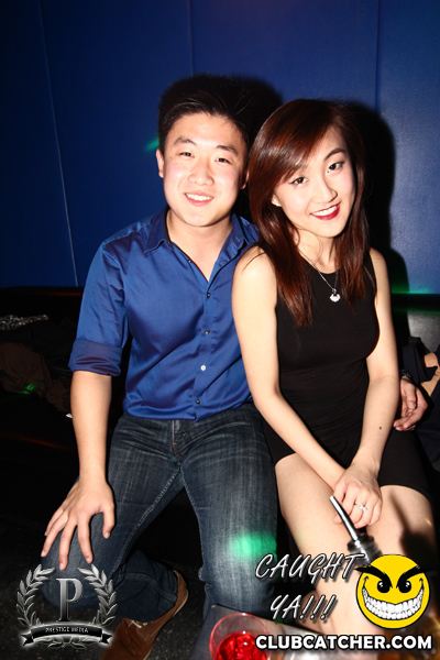 Gravity Soundbar nightclub photo 128 - November 8th, 2013