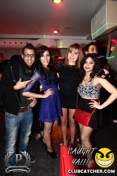 Gravity Soundbar nightclub photo 140 - November 8th, 2013