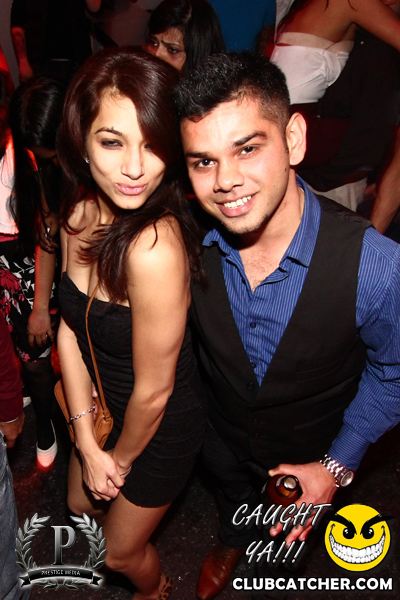 Gravity Soundbar nightclub photo 22 - November 8th, 2013