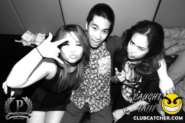 Gravity Soundbar nightclub photo 26 - November 8th, 2013