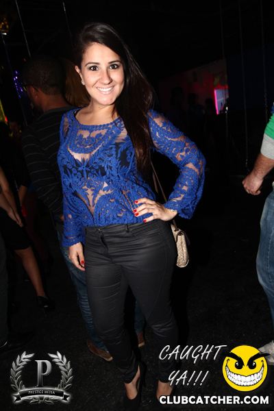 Gravity Soundbar nightclub photo 33 - November 8th, 2013