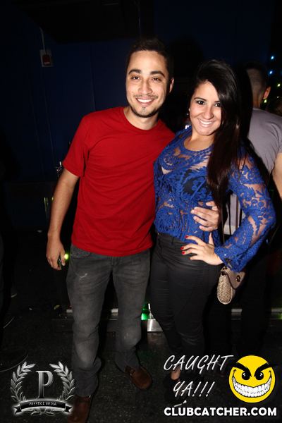 Gravity Soundbar nightclub photo 95 - November 8th, 2013