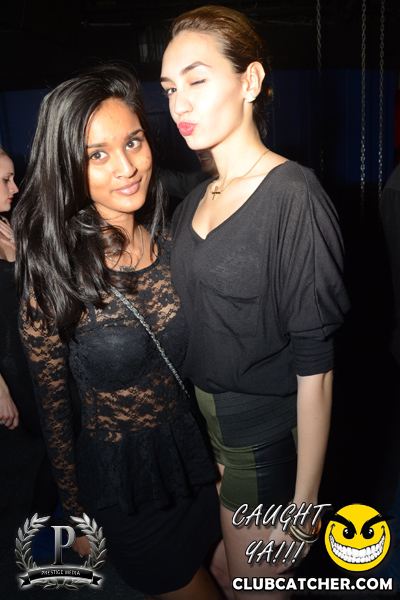 Gravity Soundbar nightclub photo 102 - November 15th, 2013