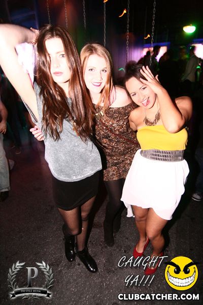 Gravity Soundbar nightclub photo 110 - November 15th, 2013