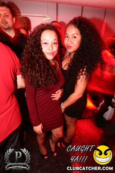 Gravity Soundbar nightclub photo 128 - November 15th, 2013